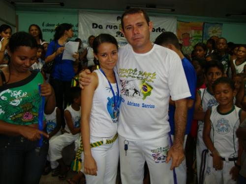 Portal Capoeira Academia C. Sousa Andrade, Dende Maré Capoeira 